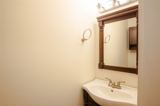 2007 Bradford Street, Irving, TX 75061