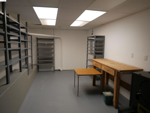 10 Sereno Cir, Oakland, CA 94619