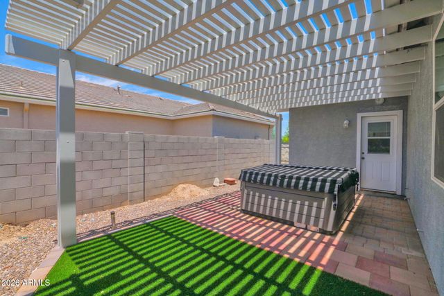 1405 W SUSSEX Street, San Tan Valley, AZ 85143
