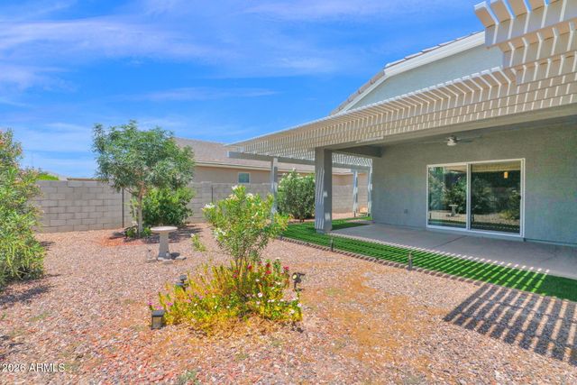 1405 W SUSSEX Street, San Tan Valley, AZ 85143