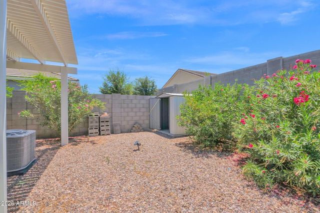 1405 W SUSSEX Street, San Tan Valley, AZ 85143