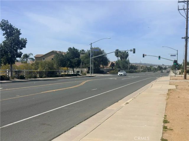 1666 E Rider, Perris, CA 92571