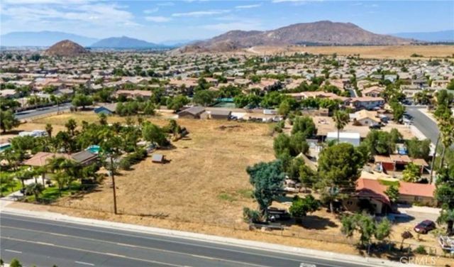 1666 E Rider, Perris, CA 92571