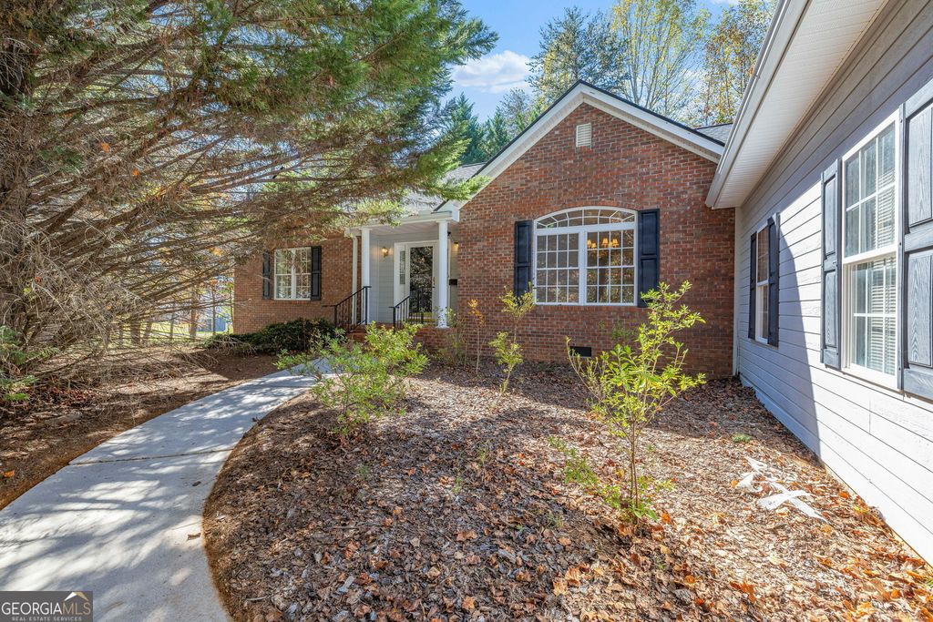 161 Springbrook Drive, Cornelia, GA 30531