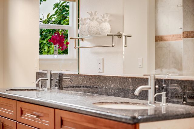 214 Kulamanu Cir, Kula, HI 96790