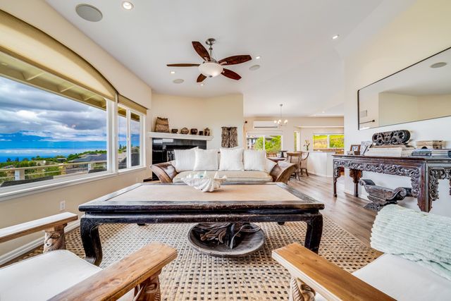 214 Kulamanu Cir, Kula, HI 96790