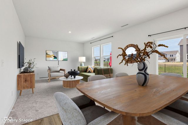 2221 Boxwood Drive, Greenfield, IN 46140