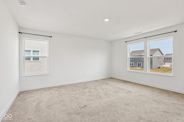 2221 Boxwood Drive, Greenfield, IN 46140