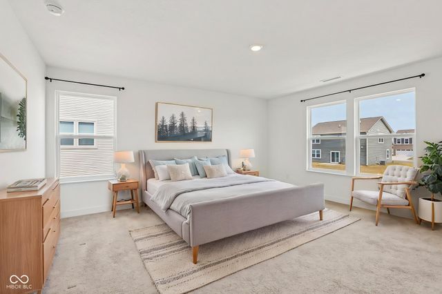 2221 Boxwood Drive, Greenfield, IN 46140