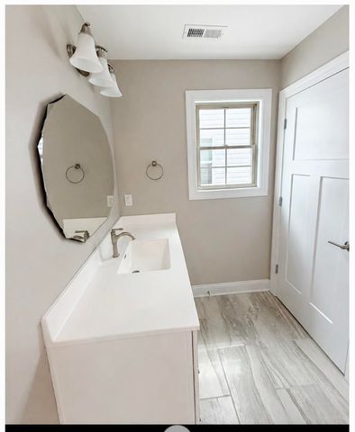 1081 Squirrel Nest Lane, Lexington, KY 40509