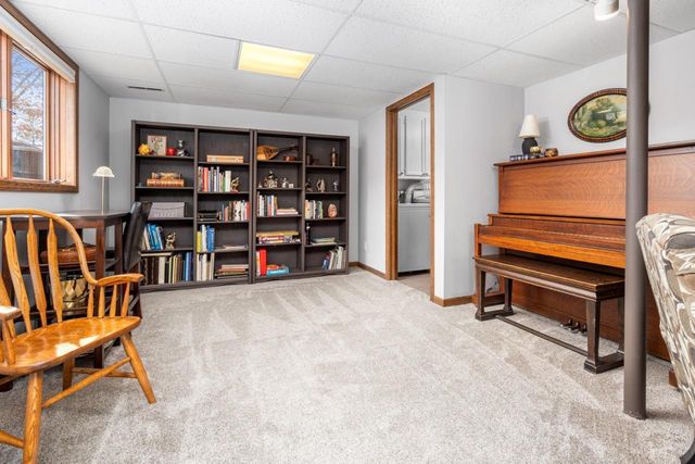 2043 W Highview Drive, Sauk Rapids, MN 56379