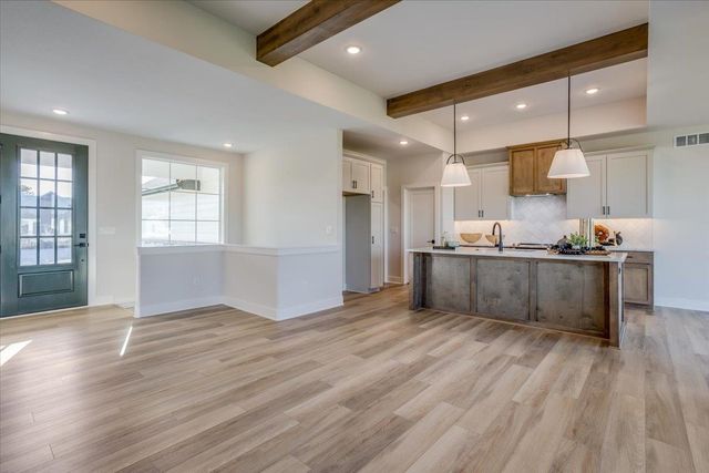 4455 N Grey Meadows St, Maize, KS 67101