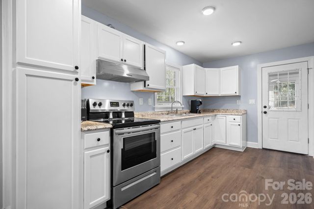 225 Brevard Street, Statesville, NC 28677
