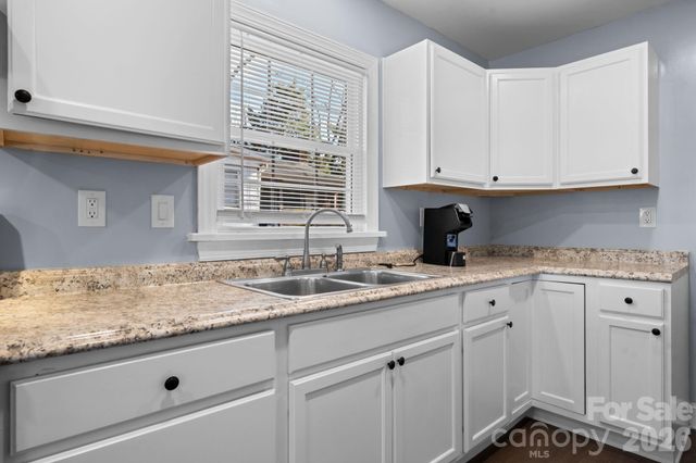 225 Brevard Street, Statesville, NC 28677