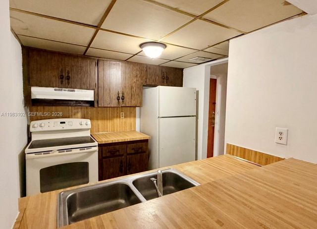 13390 NE 7th Ave 403, North Miami, FL 33161