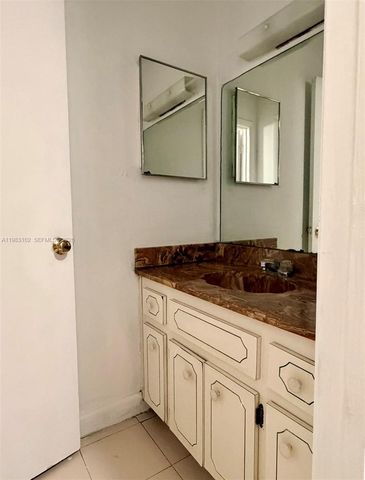 13390 NE 7th Ave 403, North Miami, FL 33161