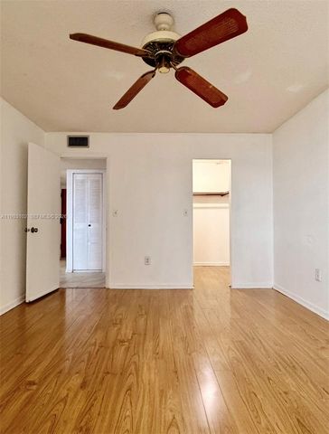 13390 NE 7th Ave 403, North Miami, FL 33161