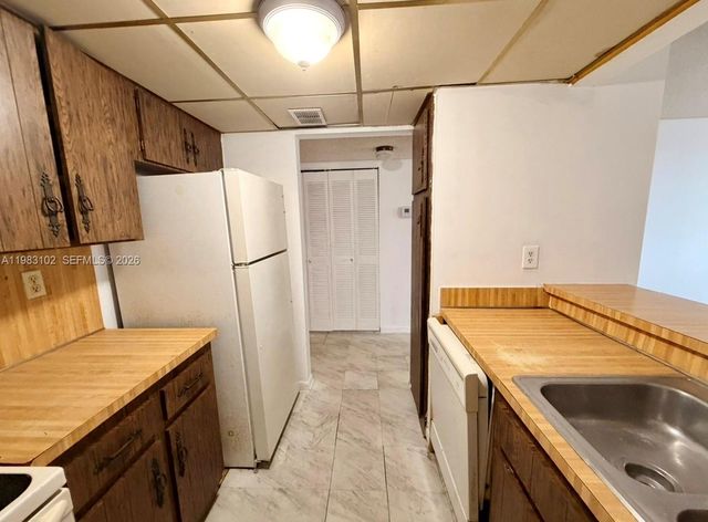 13390 NE 7th Ave 403, North Miami, FL 33161