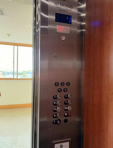 13390 NE 7th Ave 403, North Miami, FL 33161