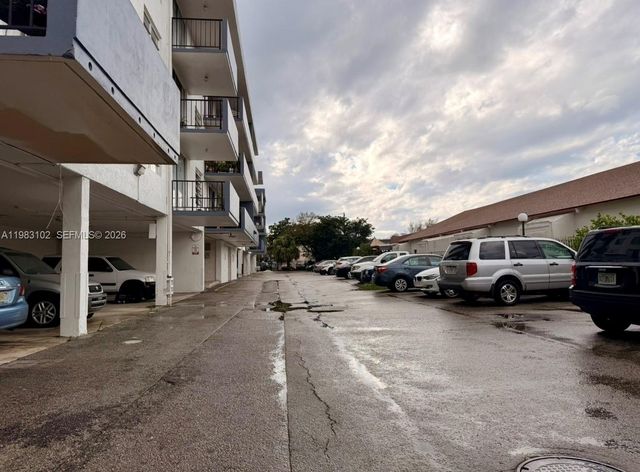 13390 NE 7th Ave 403, North Miami, FL 33161