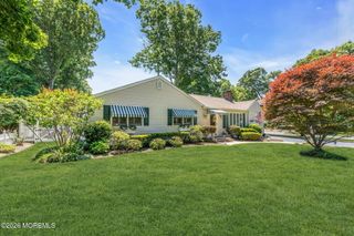 86 Laurel Drive, Fair Haven, NJ 07704