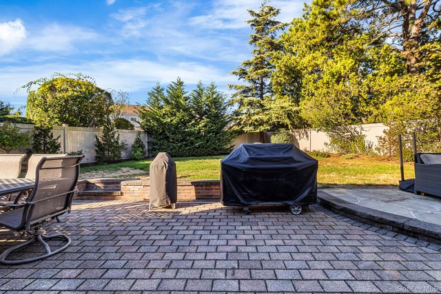 3034 Bond Drive, Merrick, NY 11566