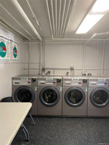 50 S Middle Neck Road 1P, Great Neck, NY 11021