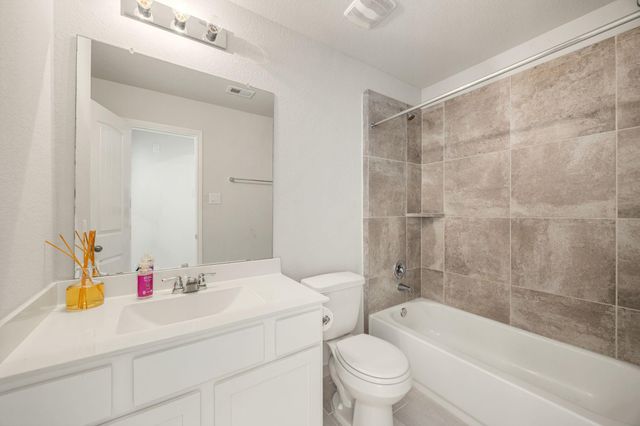 77 Indian Wells Drive, Manvel, TX 77578