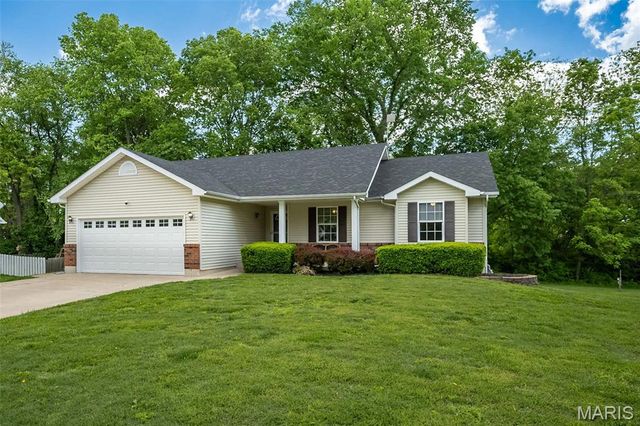 344 Fourbush Court, Winfield, MO 63389