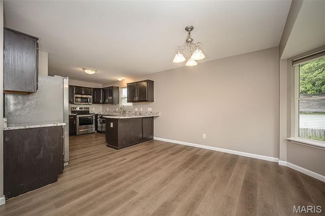 344 Fourbush Court, Winfield, MO 63389