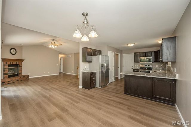 344 Fourbush Court, Winfield, MO 63389