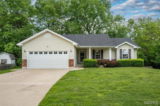 344 Fourbush Court, Winfield, MO 63389