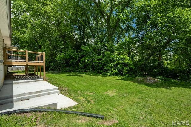 344 Fourbush Court, Winfield, MO 63389