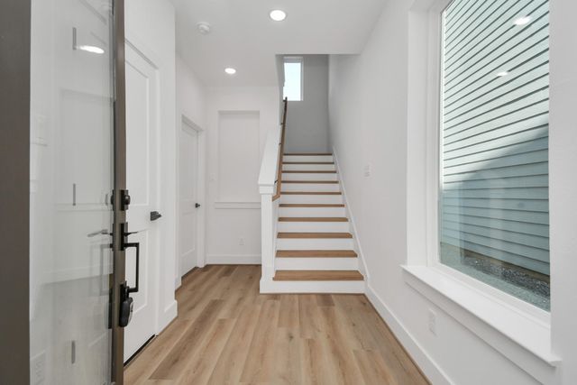 3036 Live Oak Street, Houston, TX 77004