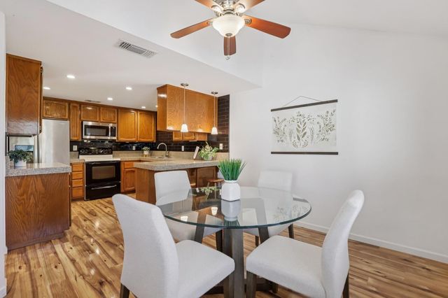 7064 San Jacinto Ct, Citrus Heights, CA 95621