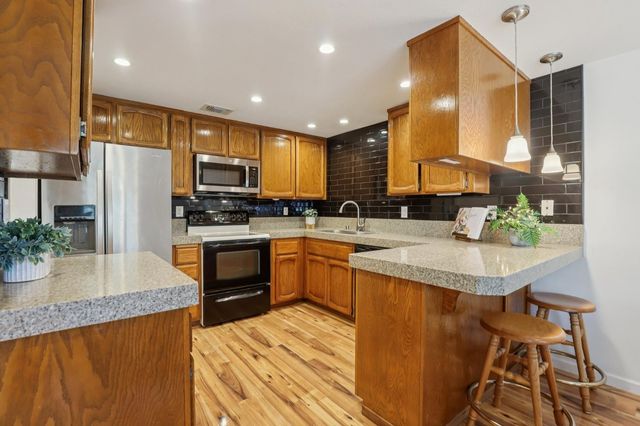 7064 San Jacinto Ct, Citrus Heights, CA 95621