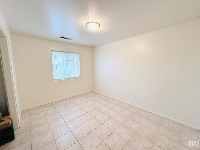 1909 Padre Street, Bakersfield, CA 93307