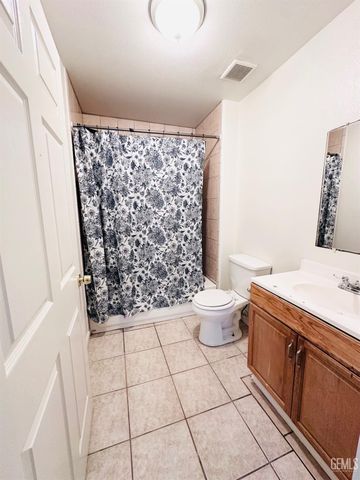 1909 Padre Street, Bakersfield, CA 93307