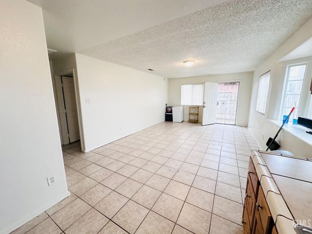 1909 Padre Street, Bakersfield, CA 93307