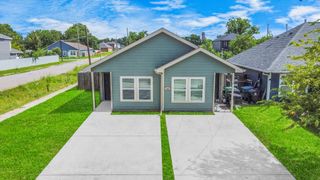 9805 Kerr, Houston, TX 77029