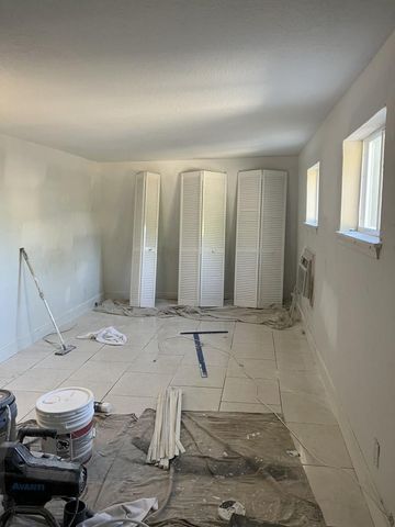 2732 NE 12th Avenue, Pompano Beach, FL 33064