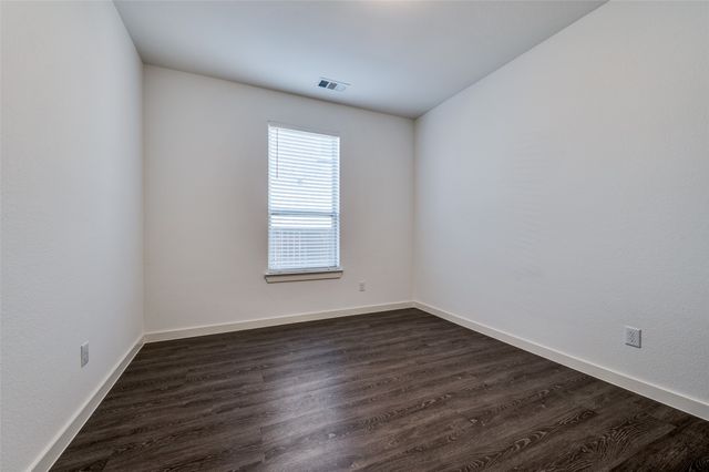 1520 Gelding Drive, Aubrey, TX 76227