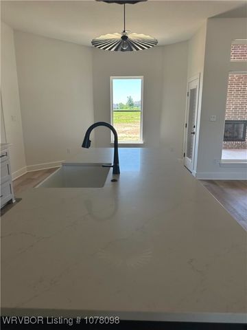 4423 Scott Farm Loop, Van Buren, AR 72956