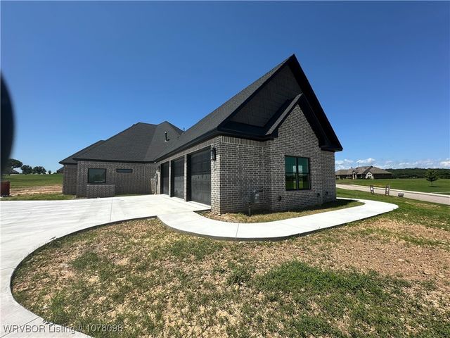 4423 Scott Farm Loop, Van Buren, AR 72956