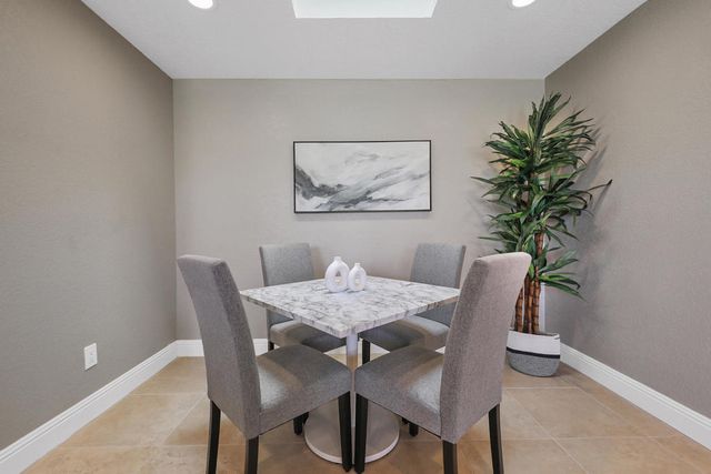 363 San Remo Street, Palm Desert, CA 92260