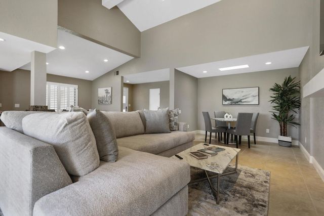 363 San Remo Street, Palm Desert, CA 92260