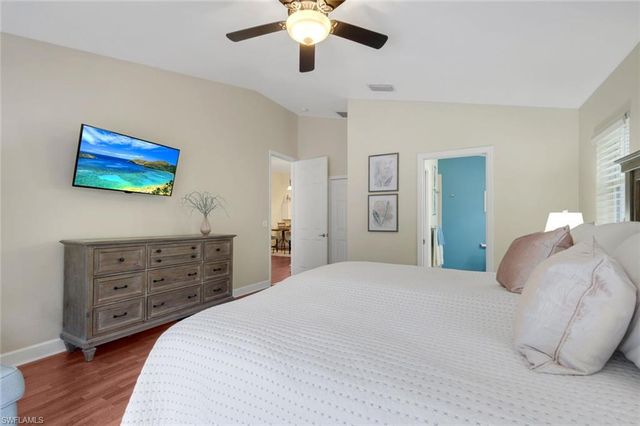 5887 Northridge DR N 13, Naples, FL 34110