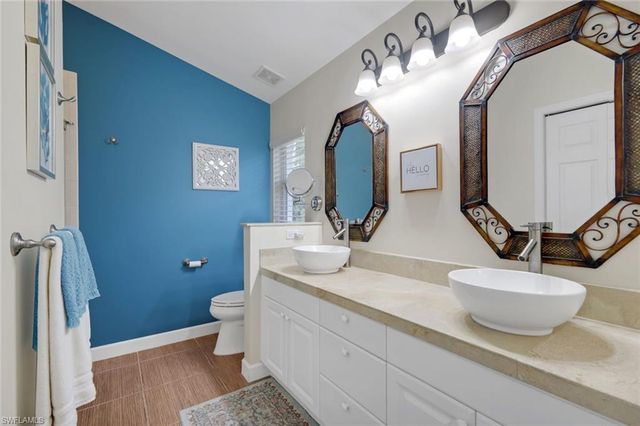 5887 Northridge DR N 13, Naples, FL 34110