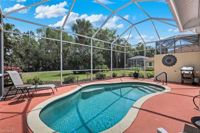 5887 Northridge DR N 13, Naples, FL 34110