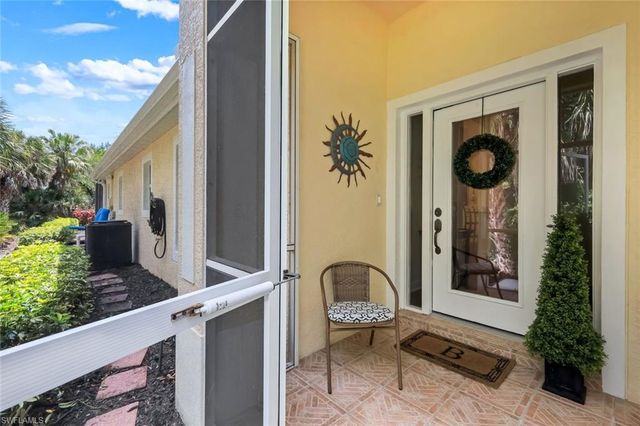 5887 Northridge DR N 13, Naples, FL 34110